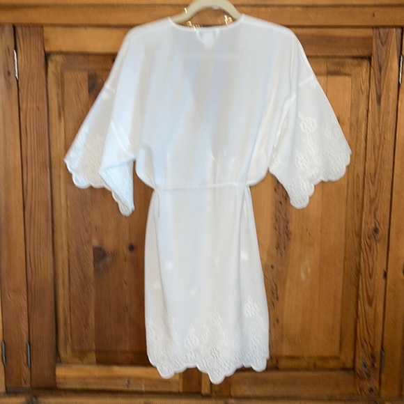 Linea Donatella White Gorgeous Cotton Eyelet Robe Sz. S/M Bridal - Picture 5 of 16